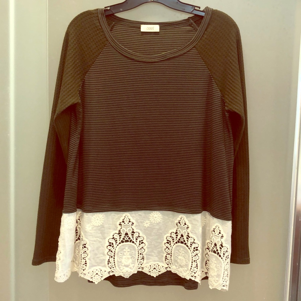 Sold mixed texture tunic green ivory lace size s